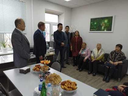 В Черноземельском районе открылся Центр общения старшего поколения