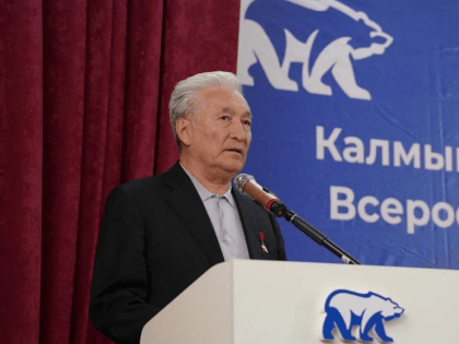 На пост Сенатора от Народного Хурала Калмыкии выдвинут Валерий Очиров