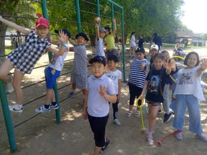 Отдых в школьном лагере