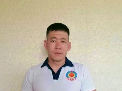Житель Калмыкии спас пассажиров горящего автомобиля