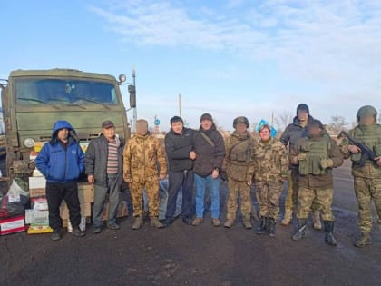 Алдар Лиджиков и Валерий Абушинов передали гуманитарную помощь участникам СВО