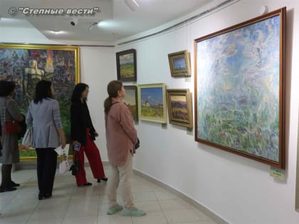 Гимн родной степи: открытие выставки Рокчинского