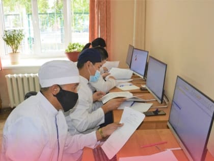 Минздрав Калмыкии напоминает о приеме заявлений на целевые места в федеральные мединституты