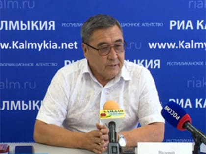 Валерий Борисович Яшкулов — неординарный и многогранный художник-постановщик