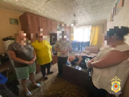 Подростки задержаны за вымогательство у пенсионера в Лаганском районе