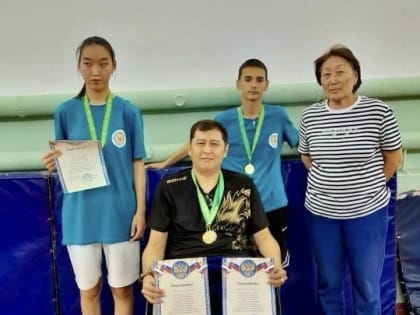 Спортсмены из Калмыкии взяли награды в чемпионате по настольному теннису среди людей с ограниченными возможностями здоровья