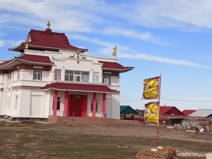 Центральный хурул приглашает жителей Калмыкии к озеленению хурула в Троицком