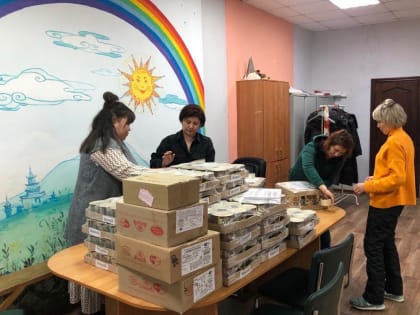 К 23 февраля защитники из Калмыкии получат подарки от семей республики