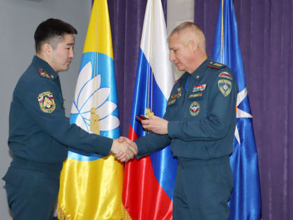 Спасатели спешат на помощь