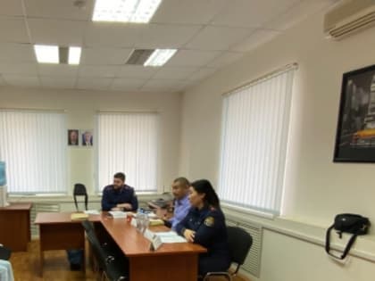 Исполняющий обязанности руководителя следственного управления Денис Конов провел выездной приём граждан в г. Элисте