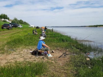 В Калмыкии поздравили рыбаков