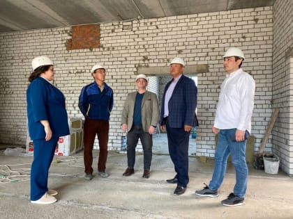 Депутаты Элистинского городского Собрания провели мониторинг хода строительства пристроя к МБОУ "Русская национальная гимназия им. преподобного С. Радонежского"