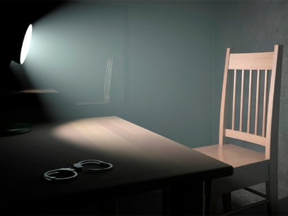 В Калмыкии мужчина принуждал несовершеннолетнюю дать ложные показания в суде