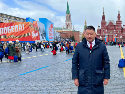 Байир Путеев принял участие в Параде Победы на Красной площади
