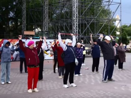 Более 300 человек примут участие в массовом заходе по скандинавской ходьбе в Калмыкии