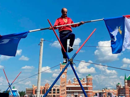 В Элисте выступит известный ансамбль канатоходцев