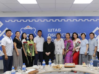 Общественные приемные "Единой России" отмечают 15-летний юбилей