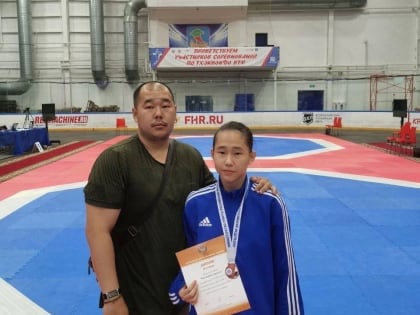 Анжела Хахленова из Калмыкии завоевала бронзовую медаль кубка России по тхэквондо