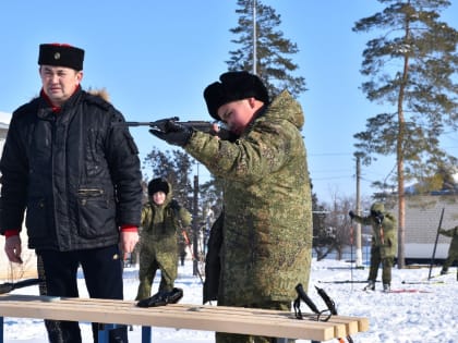 Калмыцкие кадеты соревновались в лыжных гонках и биатлоне