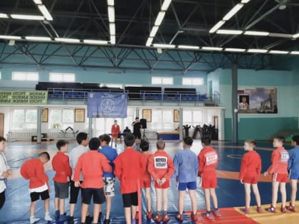 В Элисте прошел мастер-класс по самбо