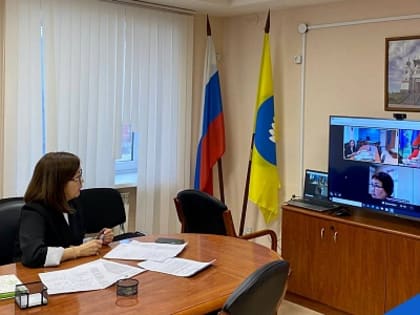 Министерством по строительству, транспорту и дорожному хозяйству  Республики Калмыкии проведена видео-конференция с администрацией города Антрацита