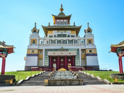 Интронизацию главы буддистов Калмыкии посетят представители Иволгинского дацана