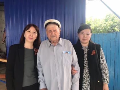 Ветеранов Калмыкии поздравляют с праздником