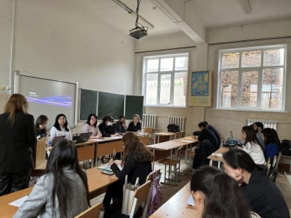Студенты-китаисты на предзащите ВКР