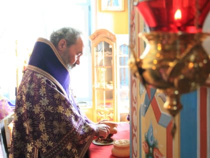 Архиепископ Юстиниан принял от митрополита Георгия икону преподобного Серафима Саровского для верующих Калмыкии 