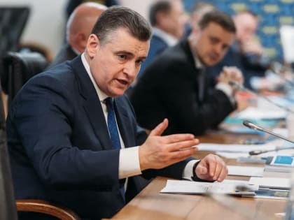 ЛДПР предложила запретить микрофинансовым организациям передавать права требования задолженности коллекторам