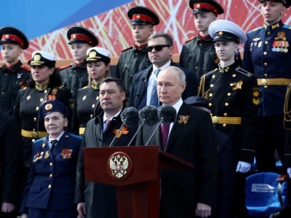 Владимир Путин: Мы гордимся участниками специальной военной операции - всеми, кто сражается на передовой, кто под огнём обеспечивает фронт, спасает раненых