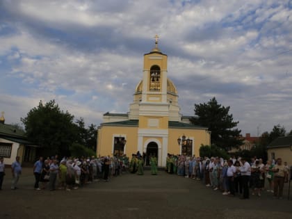 Мощи преподобного Сергия прибыли в Элисту