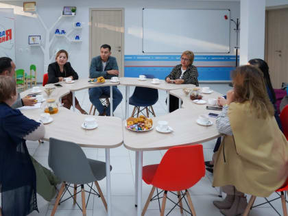 Состоялась встреча с секретарями первичных отделений Партии