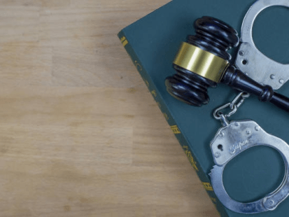 В Калмыкии вынесен приговор по уголовному делу в отношении бывших должностных лиц администрации Элисты, занимавших должности Главы города, депутата и руководителя аппарата ЭГС