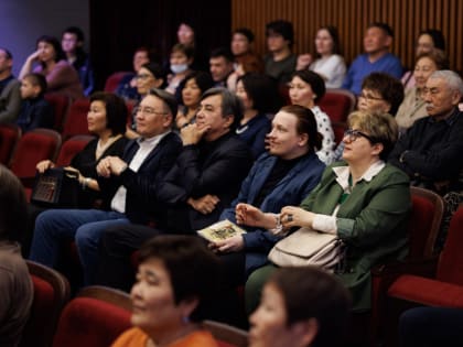 Столичные критики в Русском театре Элисты