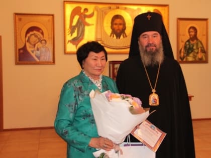 В Элисте презентовали издание перевода на калмыцкий язык Пятикнижия Моисеева