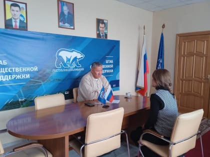 Олег Пюрбеев провел прием граждан по личным вопросам
