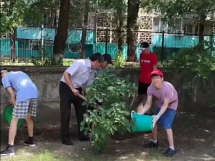 Более 1,5 тысячи подростков Калмыкии ежегодно трудоустраиваются в дни школьных каникул