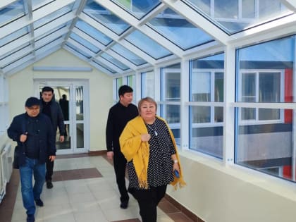 Партийцы провели мониторинг капитального ремонта 18 школы