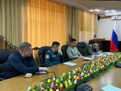 В столице Калмыкии устанавливают причины пожара в одном из общежитий