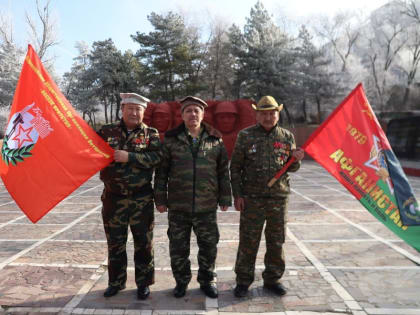 Активисты регионального отделения ЛДПР в Калмыкии почтили память воинов - интернационалистов