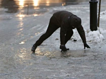 В Калмыкии вновь объявили штормовое предупреждение из-за непогоды