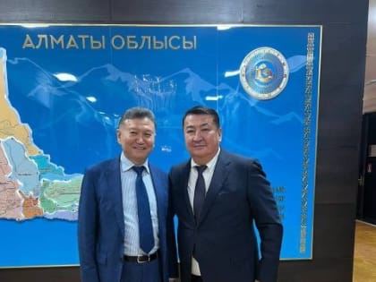 Кирсан Илюмжинов принял участие в переговорах по строительству научного и бизнес центров в Алма-Аты