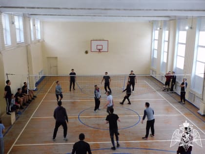 Ко Дню защитников Отечества росгвардейцы в Калмыкии провели турнир по волейболу