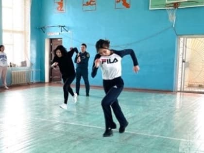 Сотрудницы калмыцкого МЧС соревновались в пятиборье