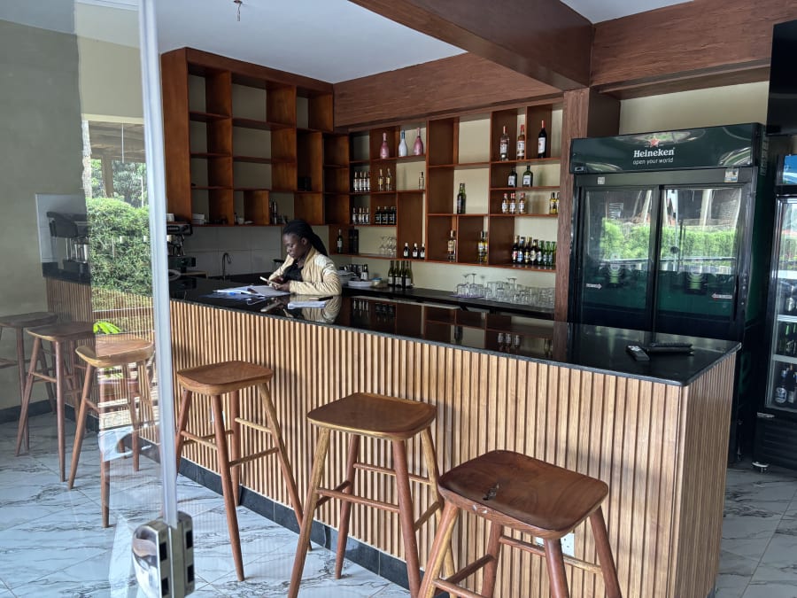 Enclave restaurant and bar ambiance