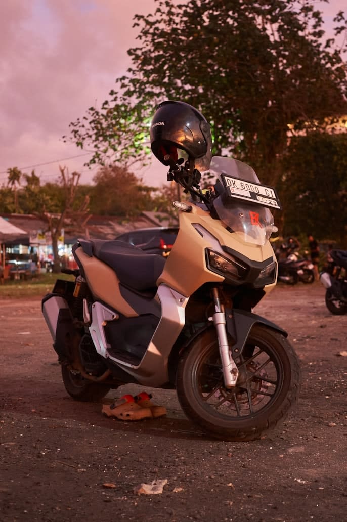 Adventure Bike (ADV)