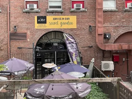 Image of Howe Sound Taphouse & Kitchen - New West