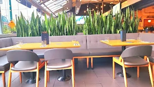 Image of Earls Kitchen + Bar