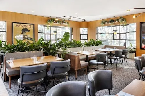 Image of Earls Kitchen + Bar